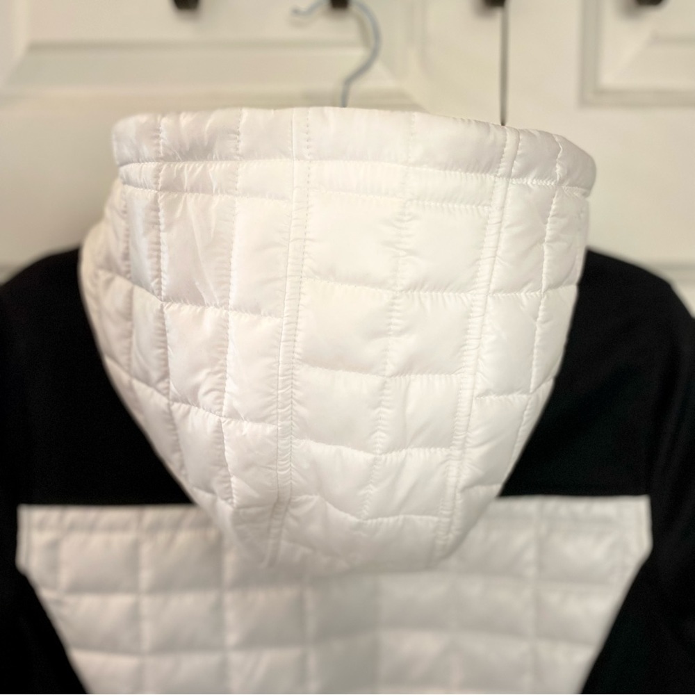 Guess | Quilted Jacket with Hood - Picture 14 of 15